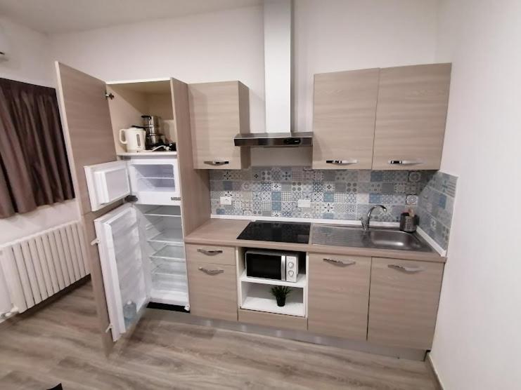 Indipendent Mini Apartment Pescara Centro Ngoại thất bức ảnh